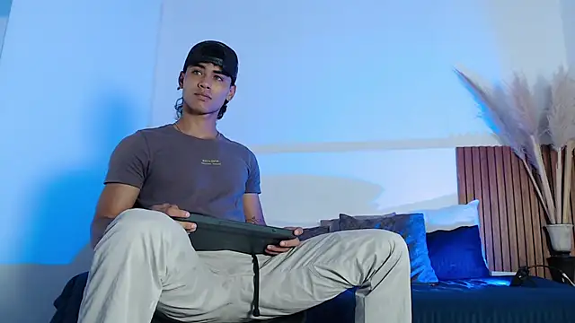 zander 2120 online show from 01/25/25, 05:19