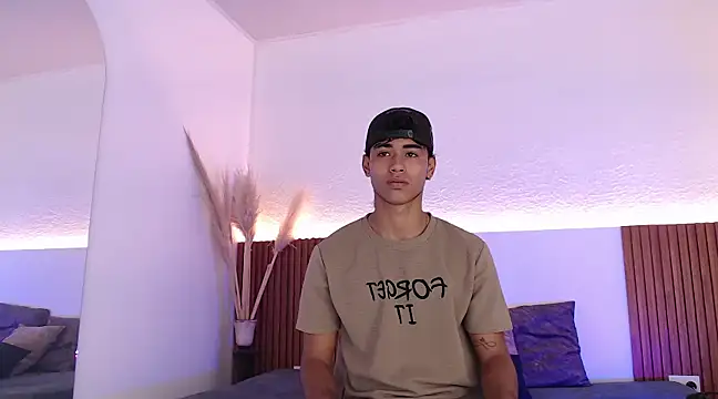 zander 2120 online show from 01/31/25, 02:07