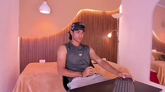 zander 2120 online show from 03/07/25, 01:40