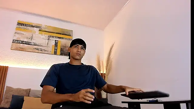 zander 2120 online show from 12/02/25, 12:27