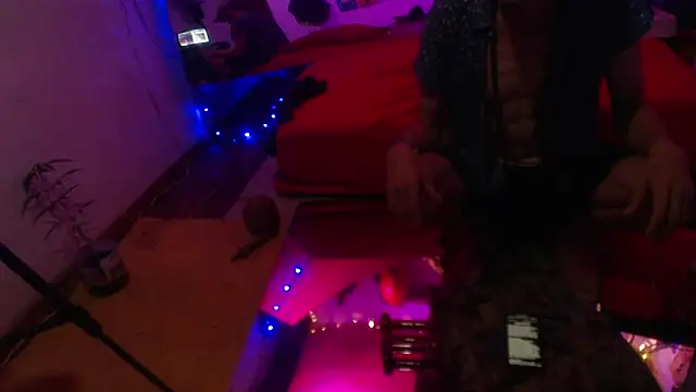 laye19 online show from 02/23/25, 02:40