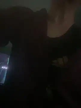 laye19 online show from 04/18/26, 07:01