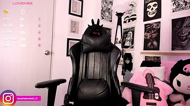 Snapshot of Lexyjoycce chatting on 11/26/25, 09:16 Lexyjoycce online show from 11/26/25, 09:16