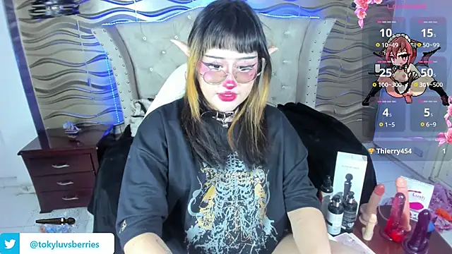 toky doll online show from 12/07/24, 09:33