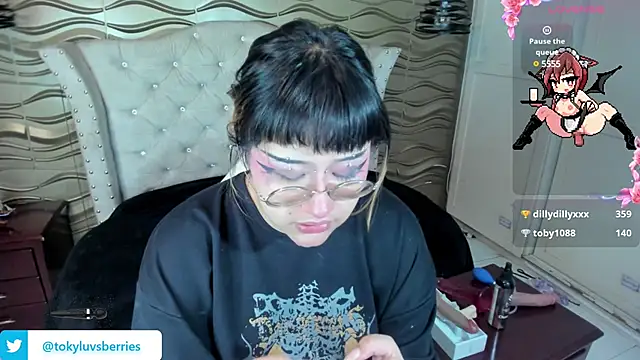 toky doll online show from 12/10/24, 12:06