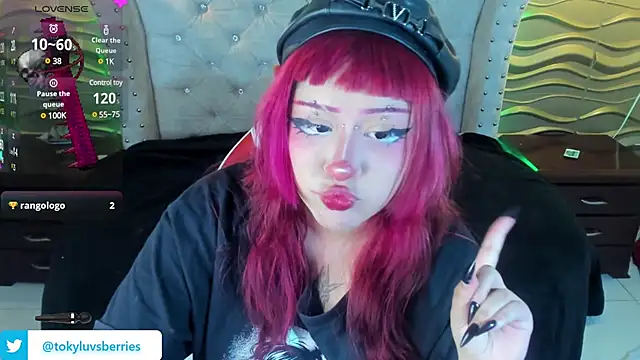 toky doll online show from 01/31/25, 11:56