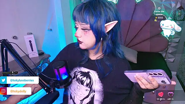 toky doll online show from 09/25/25, 08:01