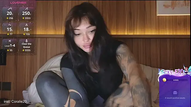 Coralie20  online show from 04/19/26, 07:18