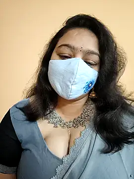 Snapshot of neelu-hoty chatting on 12/28/24, 12:13 neelu-hoty online show from 12/28/24, 12:13