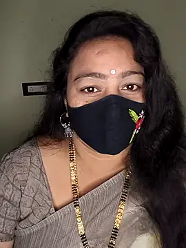 Snapshot of neelu-hoty chatting on 10/11/25, 12:15 neelu-hoty online show from 10/11/25, 12:15