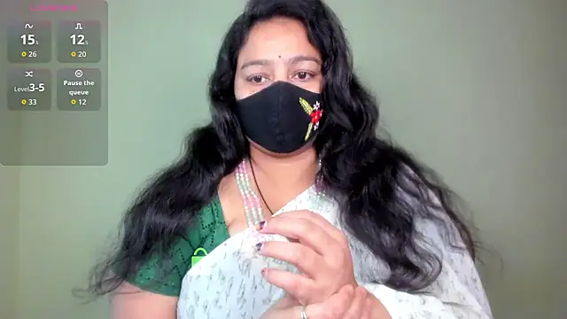 Snapshot of neelu-hoty chatting on 06/19/26, 08:29 neelu-hoty online show from 06/19/26, 08:29