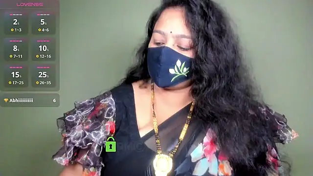 Snapshot of neelu-hoty chatting on 07/04/26, 03:07 neelu-hoty online show from 07/04/26, 03:07