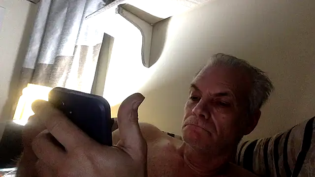 Hand69someguy online show from 04/10/26, 08:08