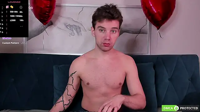 ArthurWhitee online show from 02/11/25, 03:50