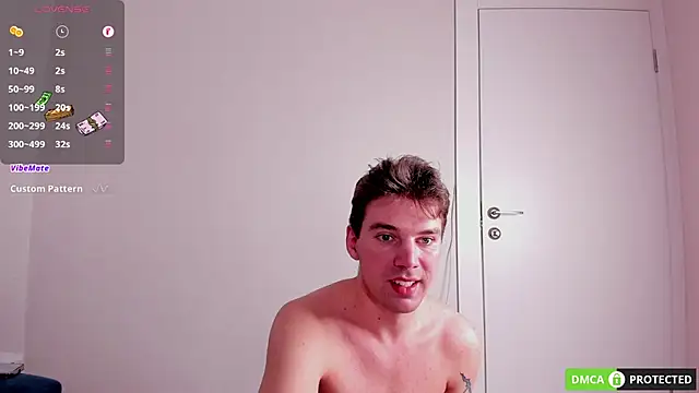 ArthurWhitee online show from 02/17/25, 06:53