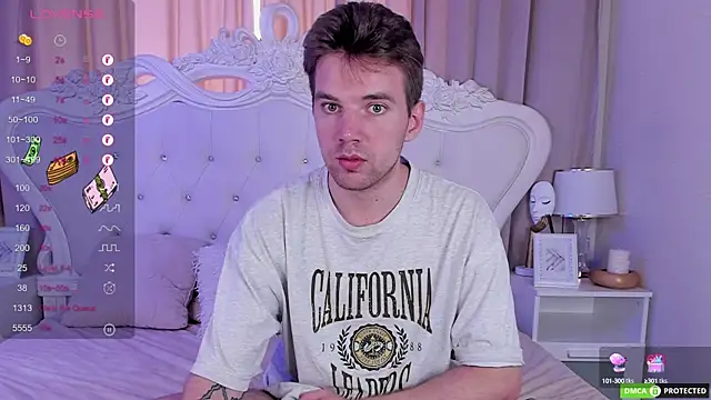 ArthurWhitee online show from 09/23/25, 08:28