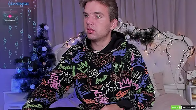 ArthurWhitee online show from 12/23/25, 03:15