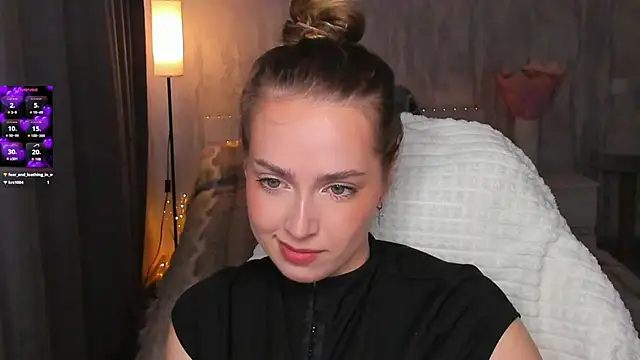 YaraKroft  online show from 07/28/26, 11:17
