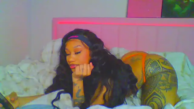 XenaIsland online show from 10/14/25, 09:43