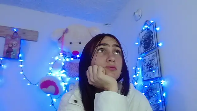 Snapshot of SexyTokio4 chatting on 01/18/25, 11:43 SexyTokio4 online show from 01/18/25, 11:43