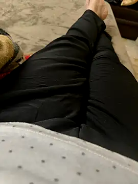 heena13 online show from 11/15/25, 02:24