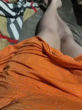 heena13 online show from 12/04/25, 03:43