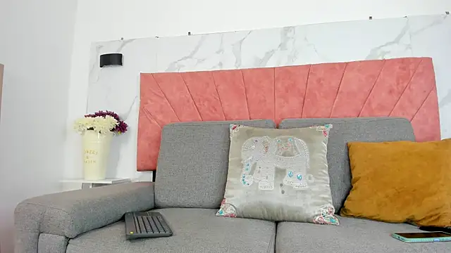 Hanna lens online show from 04/09/26, 07:19