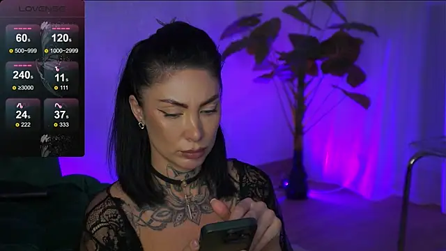 angelinaRae online show from 12/11/24, 05:04