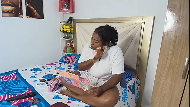 alanavega11 online show from 12/11/24, 12:55