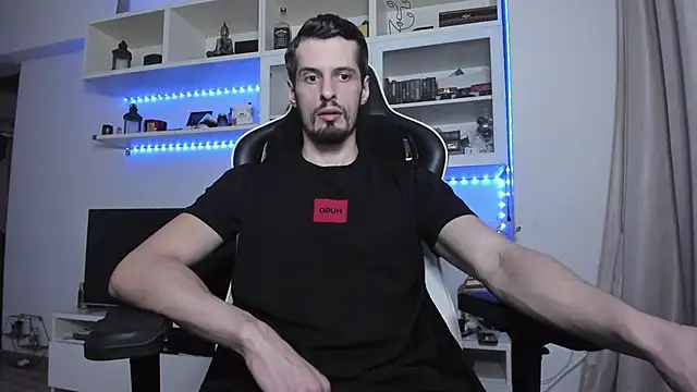 ToddClaytonn online show from 11/03/25, 09:16