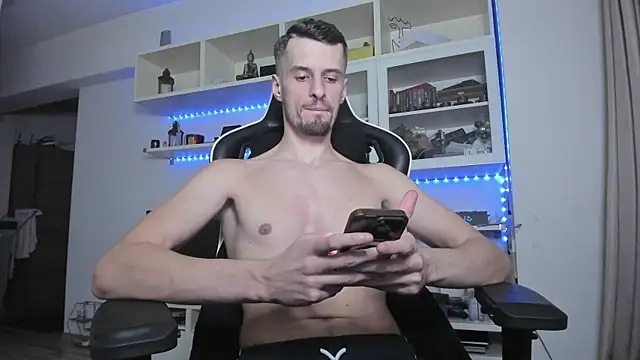 ToddClaytonn online show from 12/02/25, 05:08