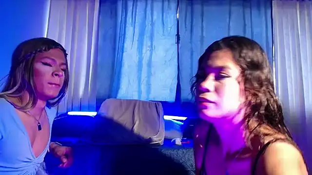 Snapshot of youdremalovets chatting on 02/09/25, 12:41 youdremalovets online show from 02/09/25, 12:41