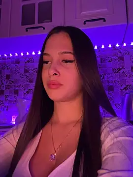 Snapshot of EricaWalls chatting on 12/12/24, 09:26 EricaWalls online show from 12/12/24, 09:26