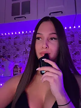 Snapshot of EricaWalls chatting on 01/16/25, 06:37 EricaWalls online show from 01/16/25, 06:37