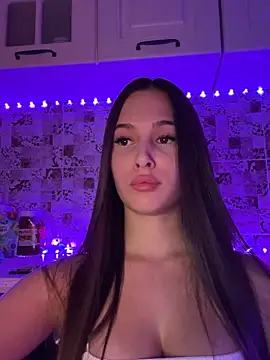 Snapshot of EricaWalls chatting on 01/17/25, 09:28 EricaWalls online show from 01/17/25, 09:28