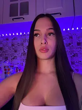 Snapshot of EricaWalls chatting on 01/18/25, 06:10 EricaWalls online show from 01/18/25, 06:10