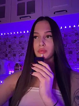 Snapshot of EricaWalls chatting on 02/03/25, 12:15 EricaWalls online show from 02/03/25, 12:15