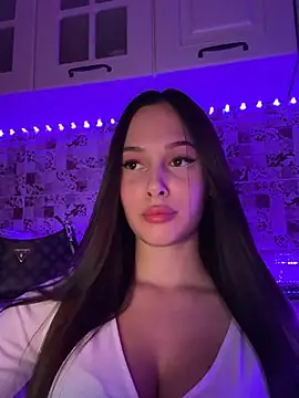 Snapshot of EricaWalls chatting on 02/03/25, 03:20 EricaWalls online show from 02/03/25, 03:20