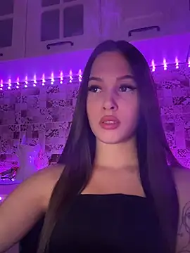 Snapshot of EricaWalls chatting on 02/11/25, 01:41 EricaWalls online show from 02/11/25, 01:41