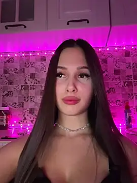 Snapshot of EricaWalls chatting on 02/14/25, 10:25 EricaWalls online show from 02/14/25, 10:25