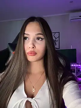 Snapshot of EricaWalls chatting on 09/19/25, 08:53 EricaWalls online show from 09/19/25, 08:53