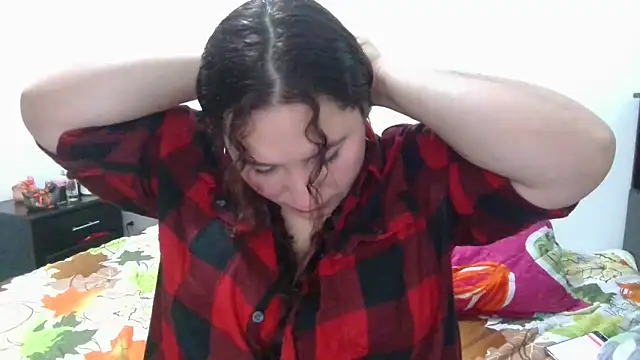 Snapshot of catalina_boobs chatting on 02/16/26, 03:30 catalina boobs online show from 02/16/26, 03:30