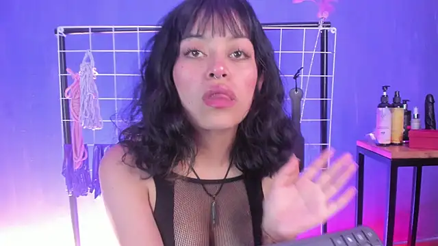 vanelope11 online show from 02/20/25, 10:26