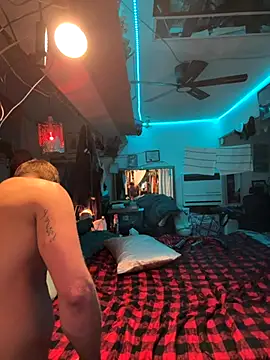 PeytonJohnn online show from 09/12/25, 04:12