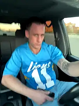 PeytonJohnn online show from 10/26/25, 09:42