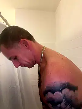 PeytonJohnn online show from 11/04/25, 09:47