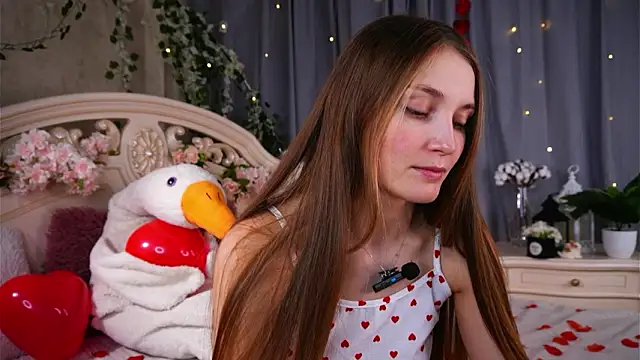 MonaEldon online show from 02/14/26, 02:08