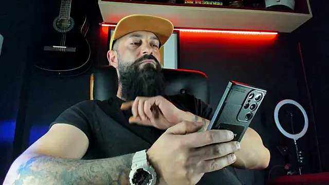 axxelrich  online show from 01/26/25, 04:51