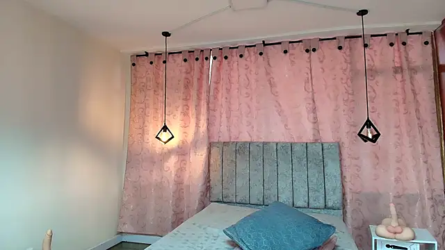 VioletaScott  online show from 01/11/25, 03:42