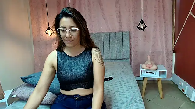 VioletaScott  online show from 01/11/25, 06:44